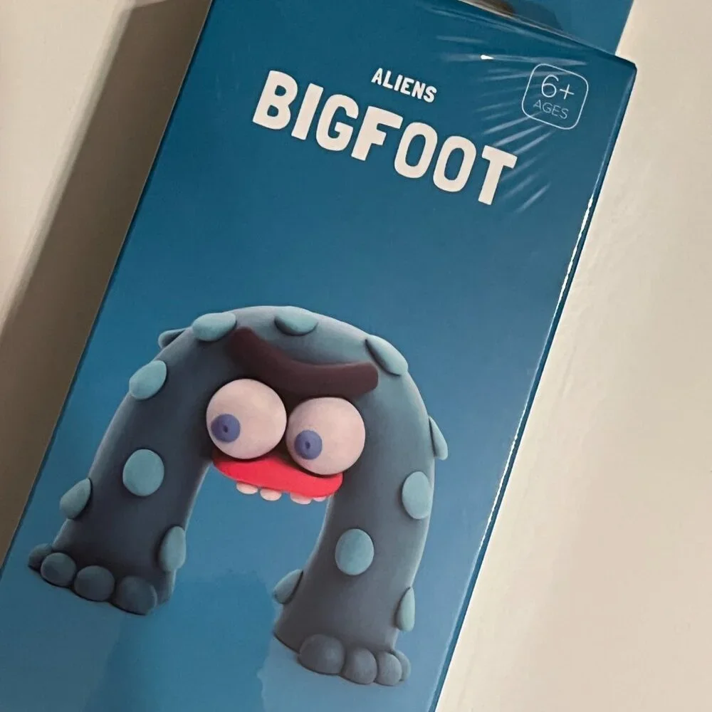 Hey Clay Aliens Big Foot Air Dry‎ Modeling Clay (Set of 2) NEW